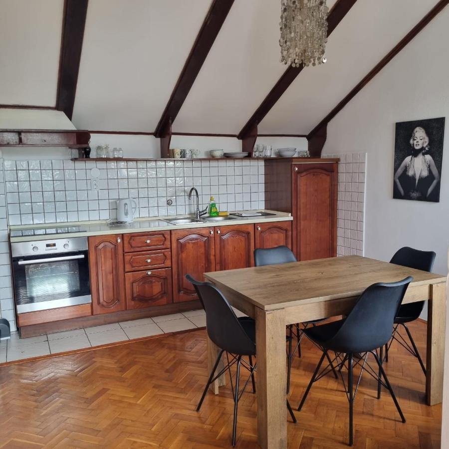 Apartmani Katarina Biograd Na Moru Exterior photo